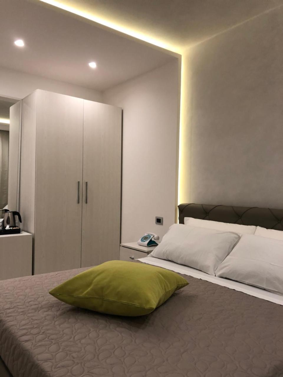 B&B Rossini Luxury Rende Buitenkant foto
