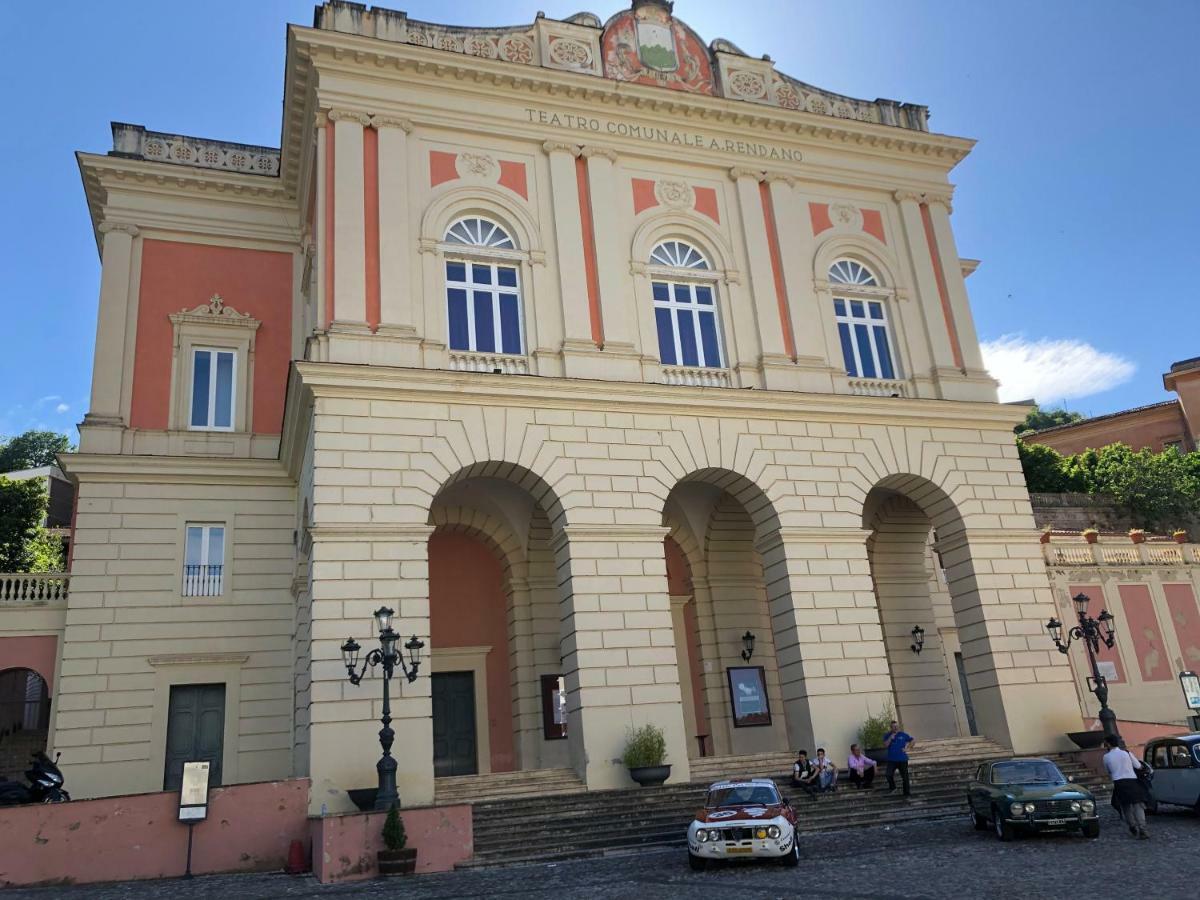 B&B Rossini Luxury Rende Buitenkant foto